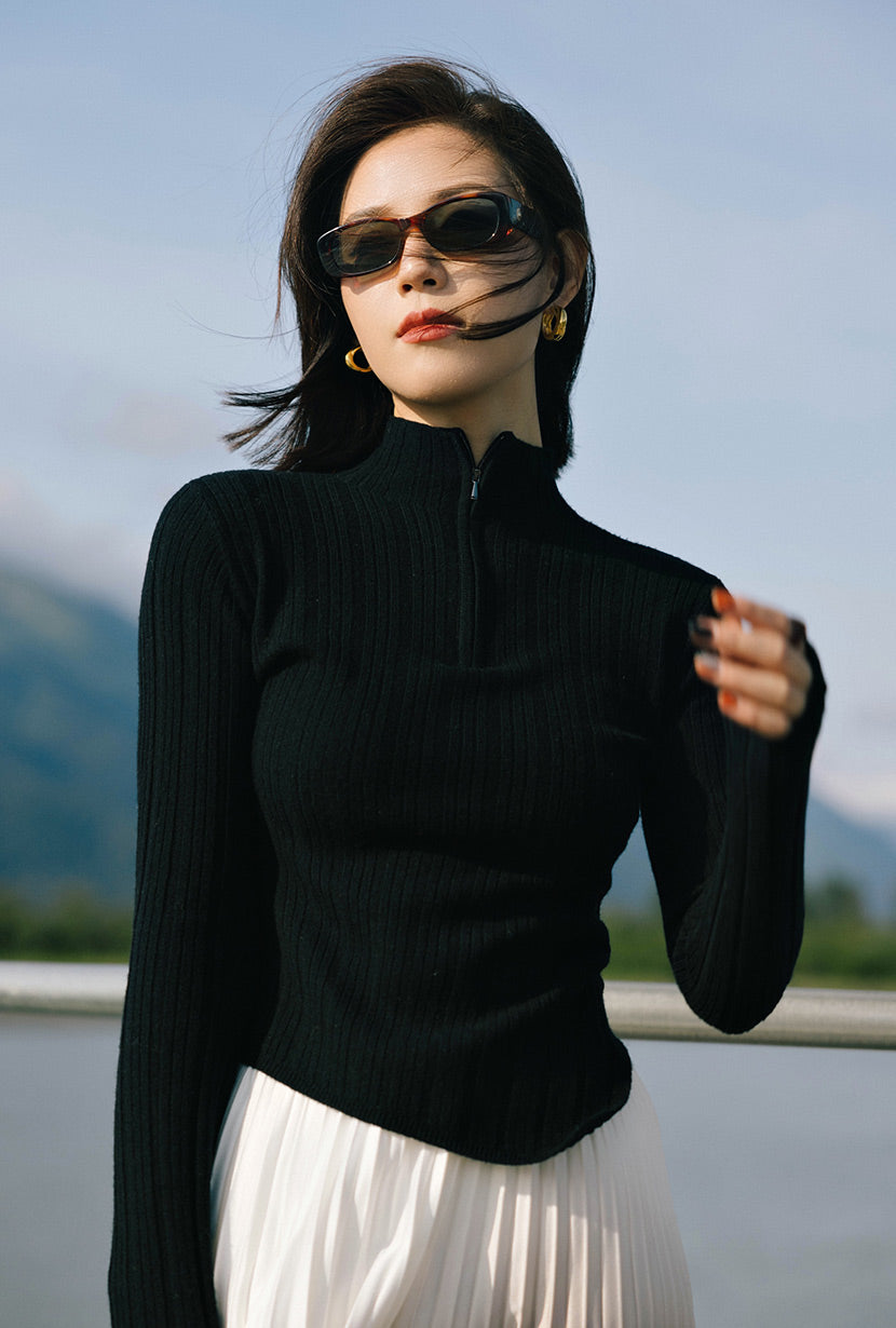 Petite Studio's Harlow Wool Sweater in Black