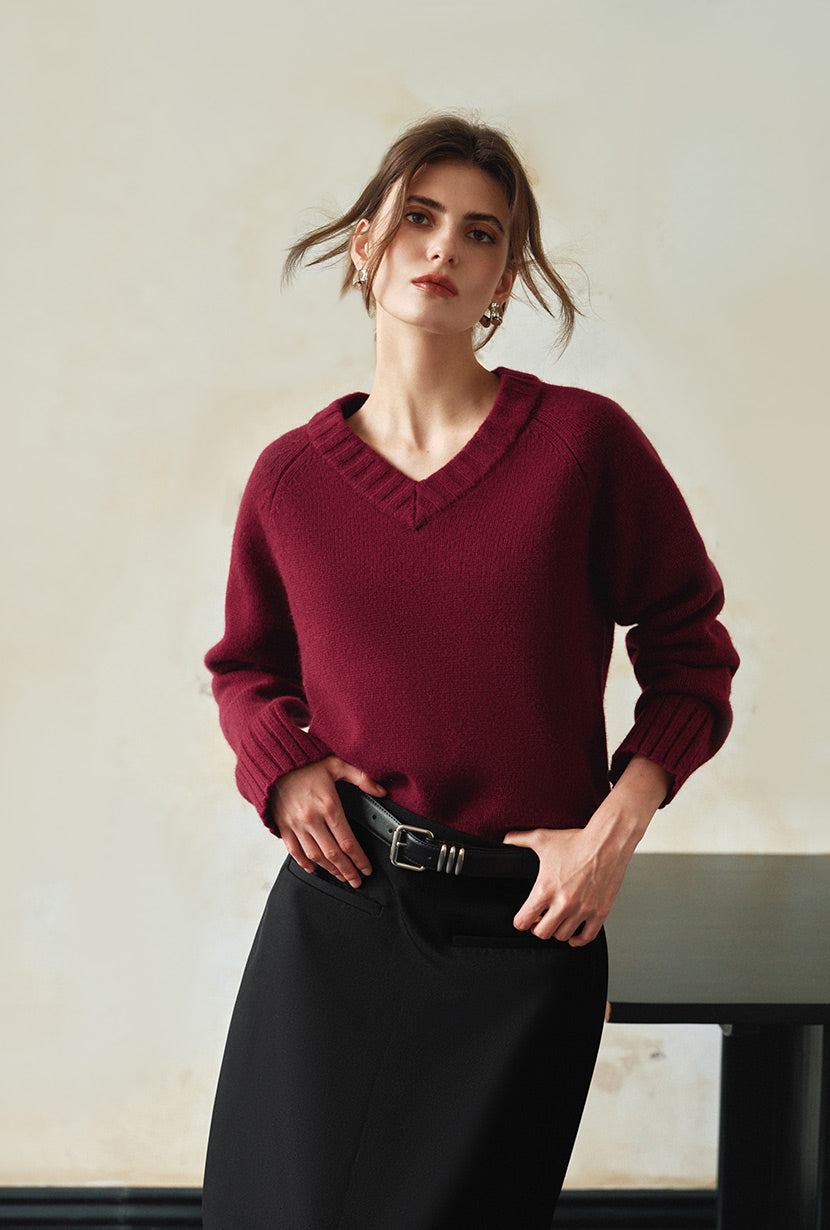 Petite Studio's Samuel Merino Wool Sweater in Burgundy