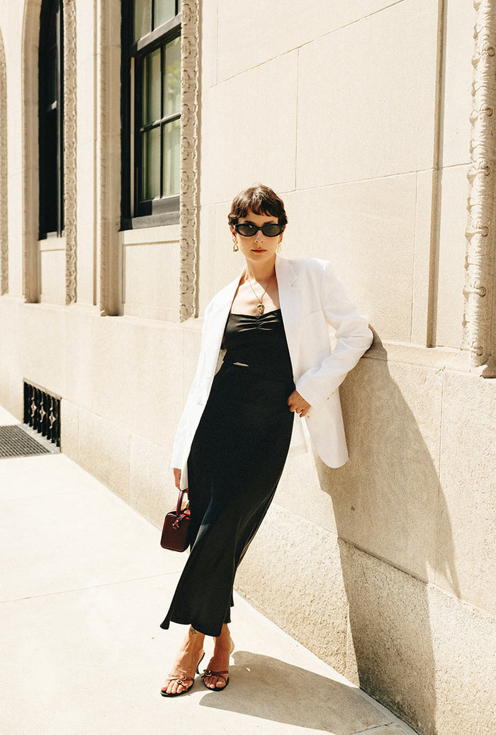 Petite Studio's Kia Linen Blazer in White