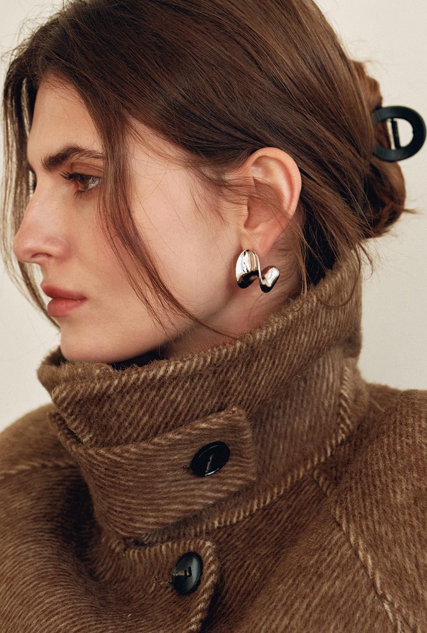 Petite Studio's Ismay Sculpted Curved Earrings 