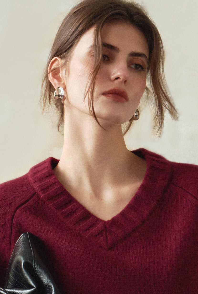 Petite Studio's Ismay Sculpted Curved Earrings 