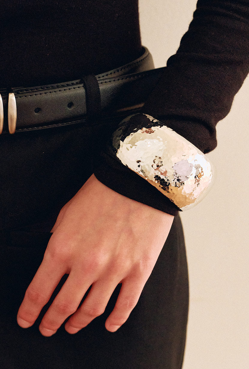 Petite Studio's Urielle Hammered Dome Hinged Bangle