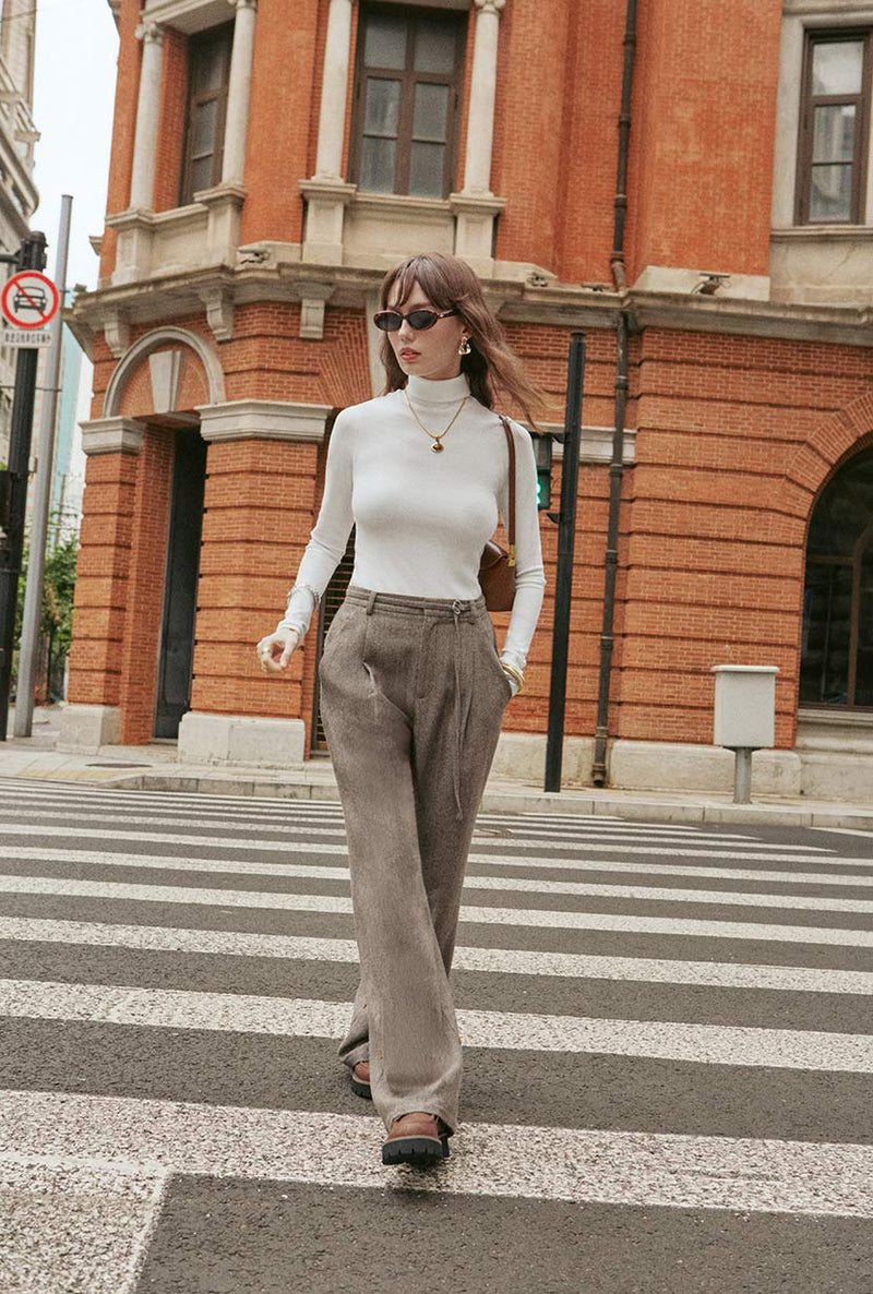 Petite Studio's Silas Wool Pants in Oatmeal 