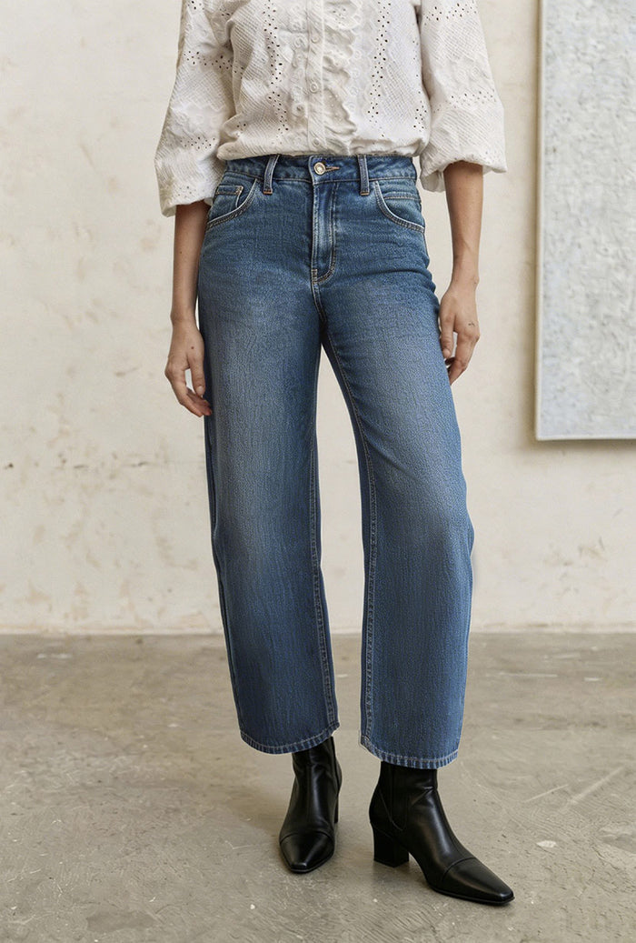 Petite Studio's Bentley Straight Cropped Jeans in Medium Blue 