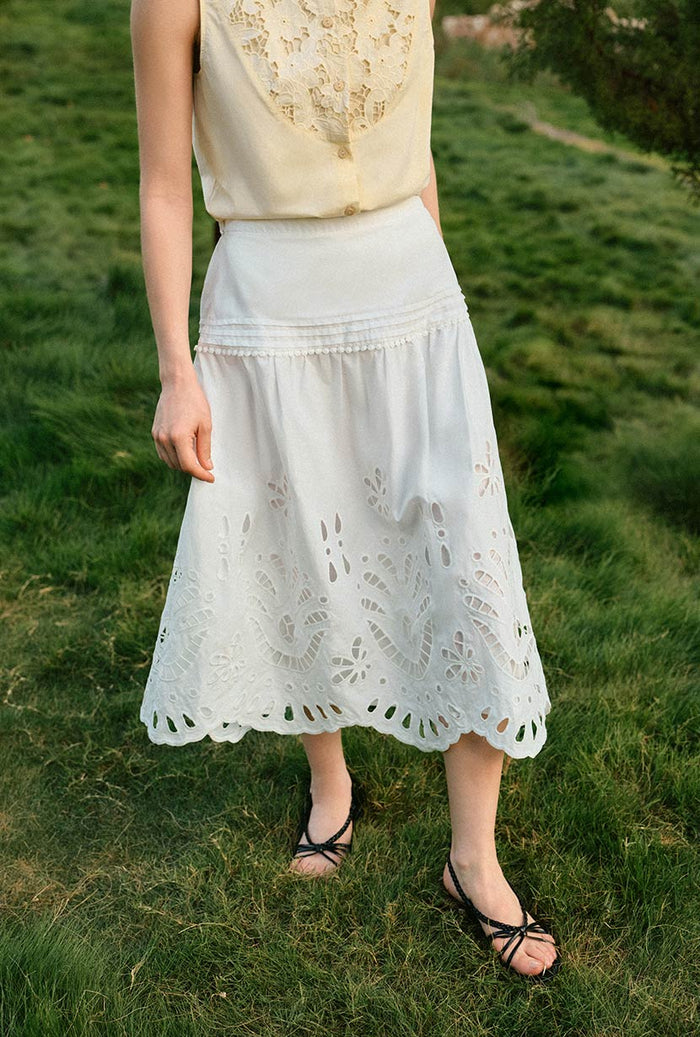 Petite Studio's Edna Cotton Embroidered Skirt in White 