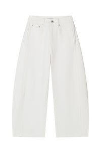 Petite Studio's Evie Mid-Rise Barrel Jeans in White 