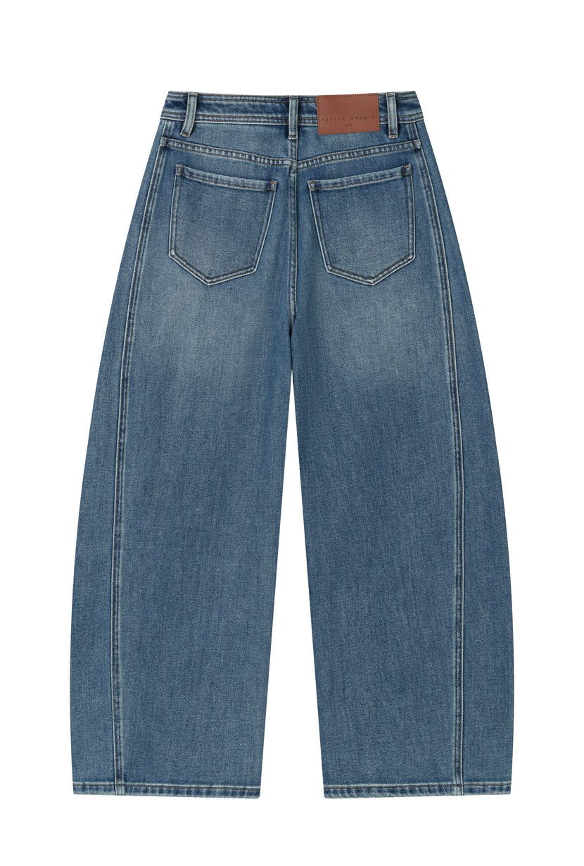 Petite Studio's Evie Mid-Rise Barrel Jeans in Vintage Blue