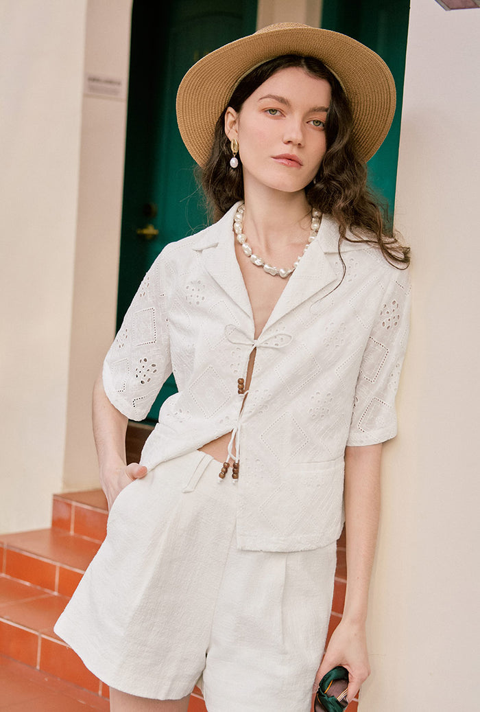 Petite Studio's Anne Linen Shorts in White